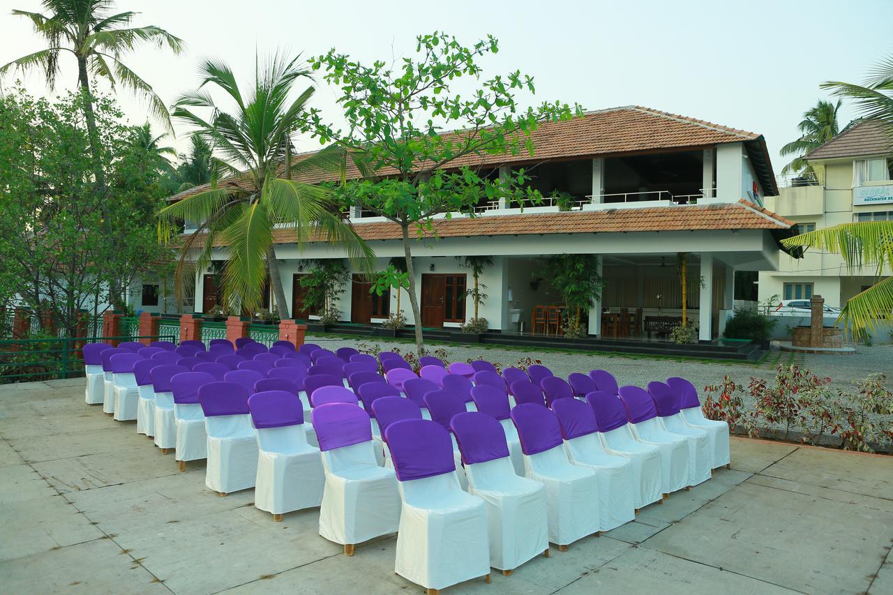 Global Backwater Resort Kollam Bagian luar foto