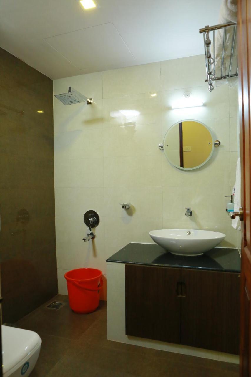 Global Backwater Resort Kollam Bagian luar foto